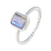 Aisha Abstract Grey Solitaire Ring with Twisted Band